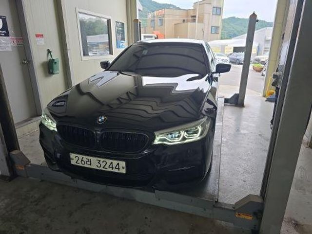 BMW 5-Series 2017 — inspection photo 1