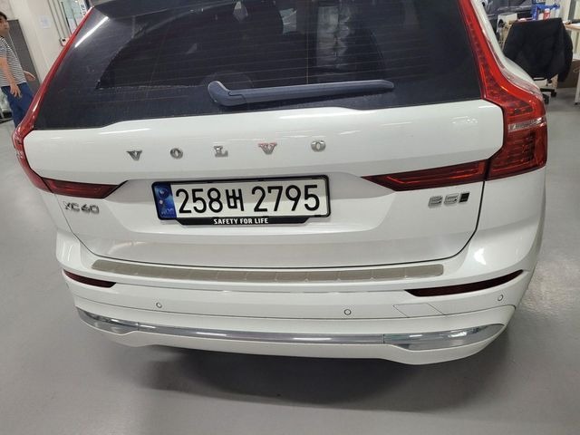 Volvo XC60 2023 — inspection photo 2