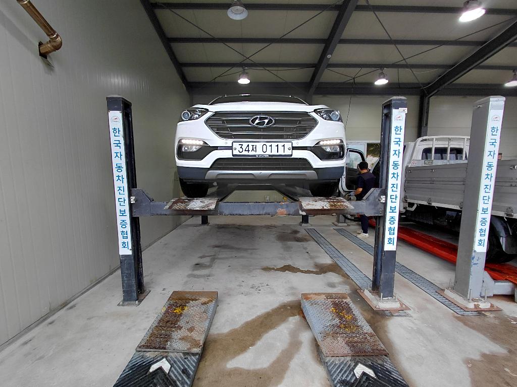 Hyundai Santafe 2017 — inspection photo 1