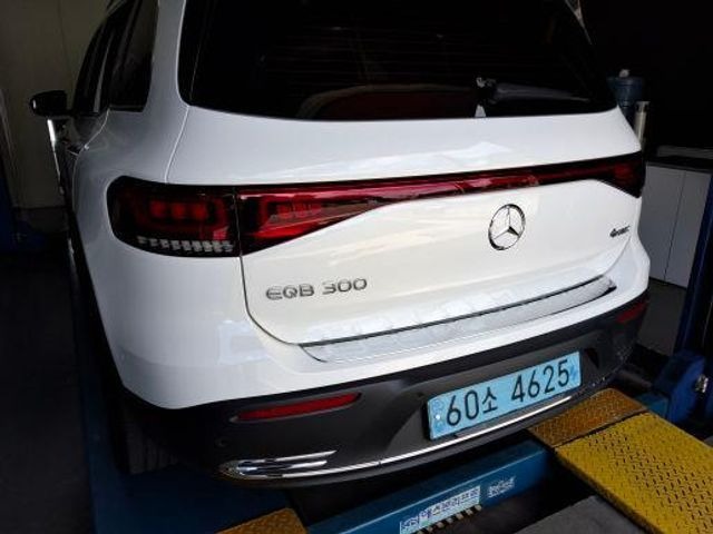 Mercedes-Benz EQB 2022 — inspection photo 1