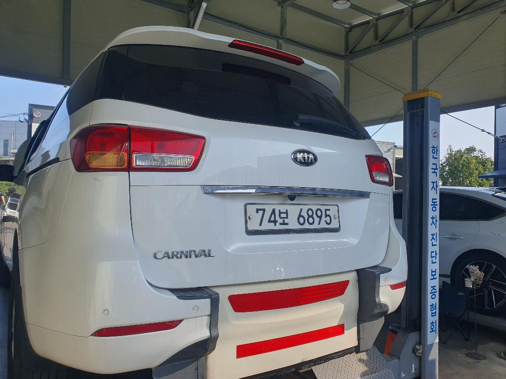 Kia Canival 2016 — inspection photo 2