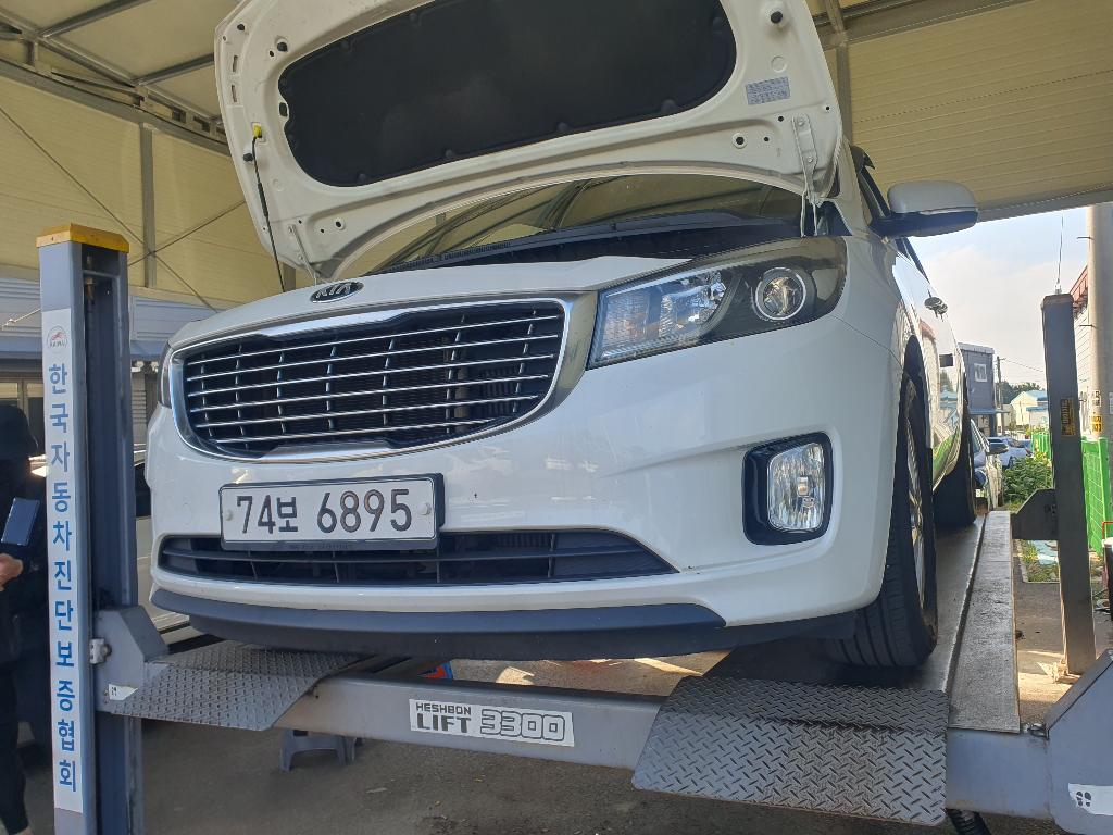 Kia Canival 2016 — inspection photo 1
