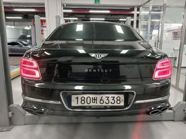 Bentley Flying Spur 2021 — inspection photo 2