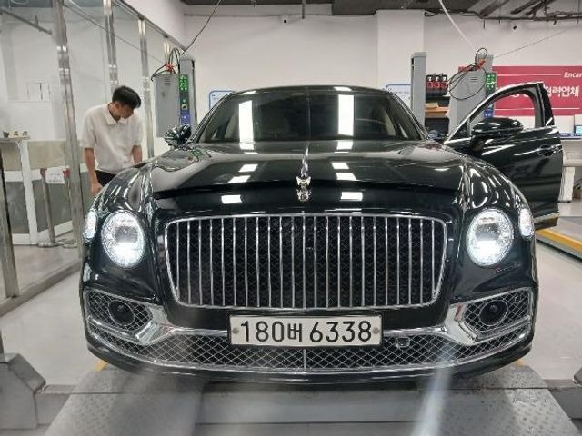Bentley Flying Spur 2021 — inspection photo 1