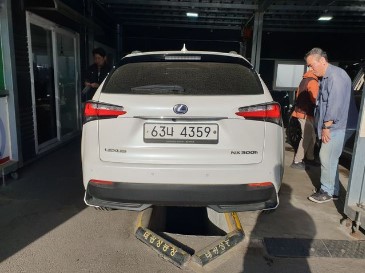 Lexus NX 2017 — inspection photo 2