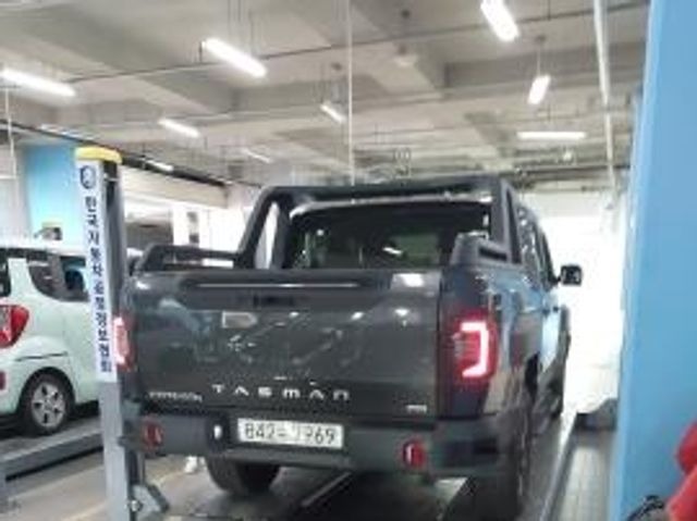 Kia Tasman 2026 — inspection photo 2