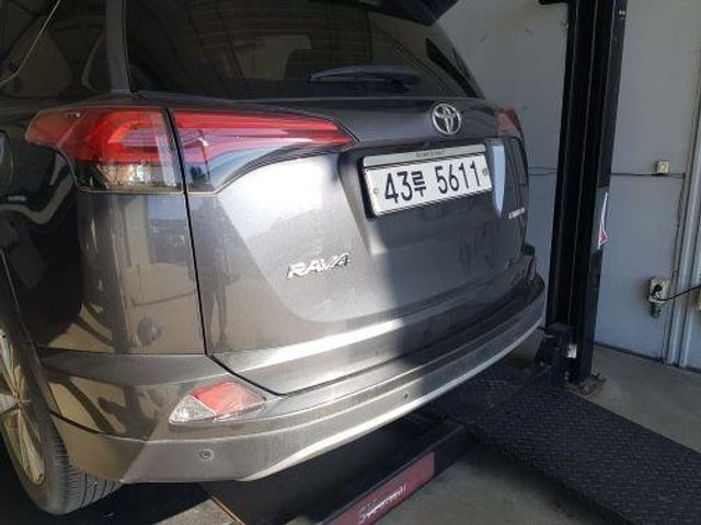 Toyota RAV4 2018 — inspection photo 2