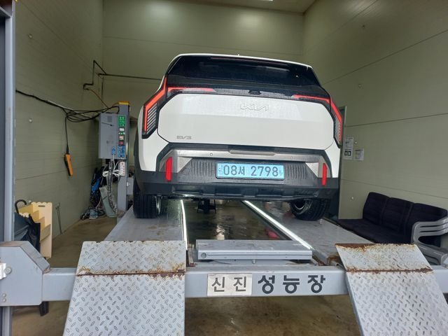 Kia EV3 2025 — inspection photo 2