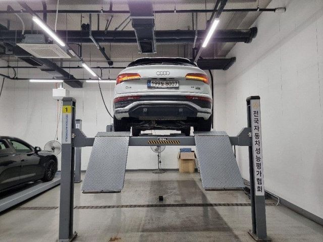 Audi Q5 2022 — inspection photo 2