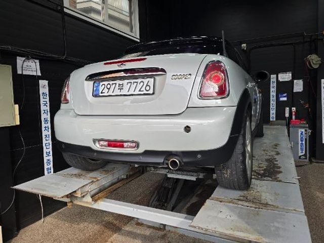 Mini Coupe 2012 — inspection photo 2