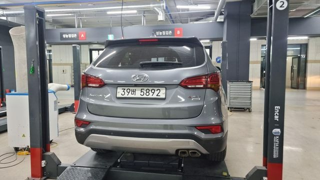 Hyundai Santafe 2017 — inspection photo 2