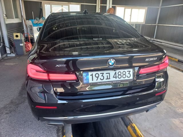 BMW 5-Series 2023 — inspection photo 2