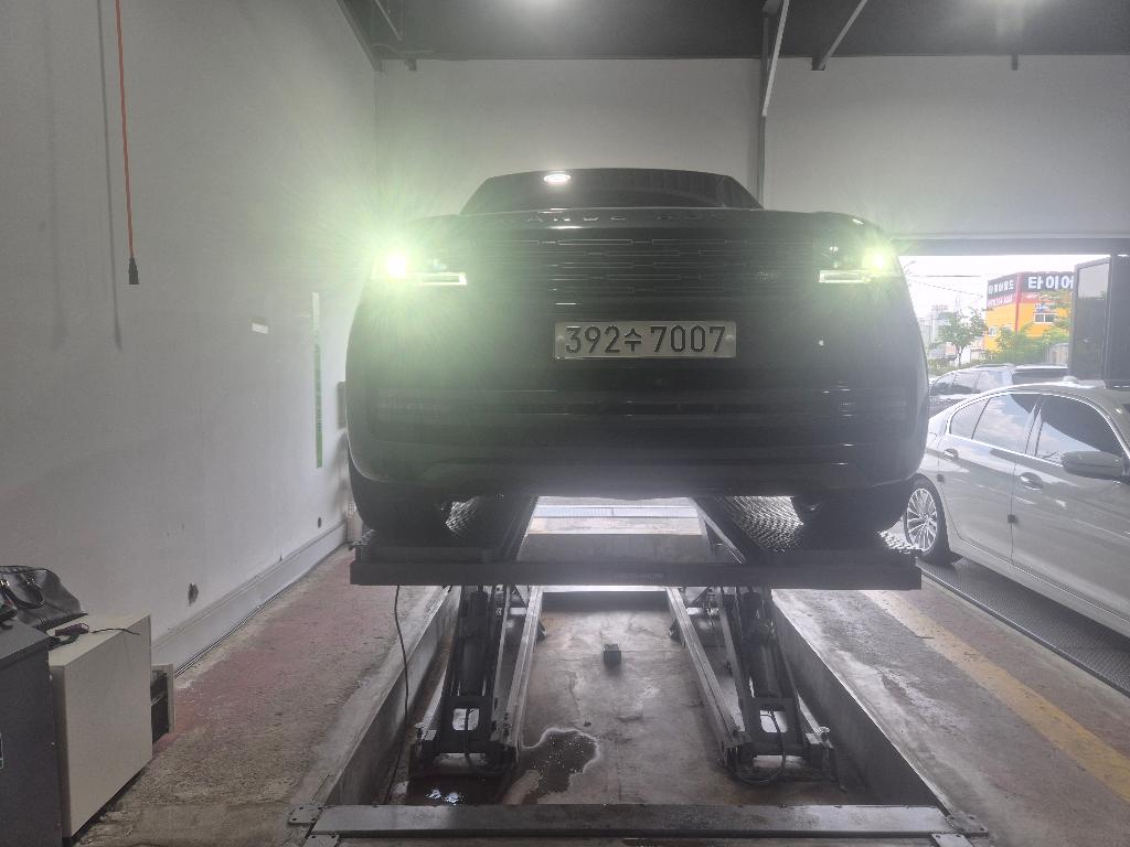 Land Rover Range Rover 2023 — inspection photo 1