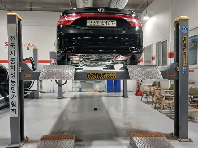 Hyundai Grandeur 2013 — inspection photo 2