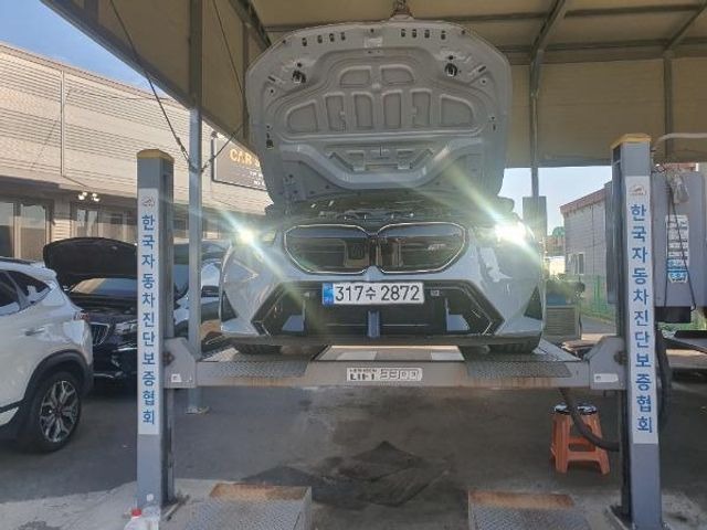 BMW M5 2026 — inspection photo 1