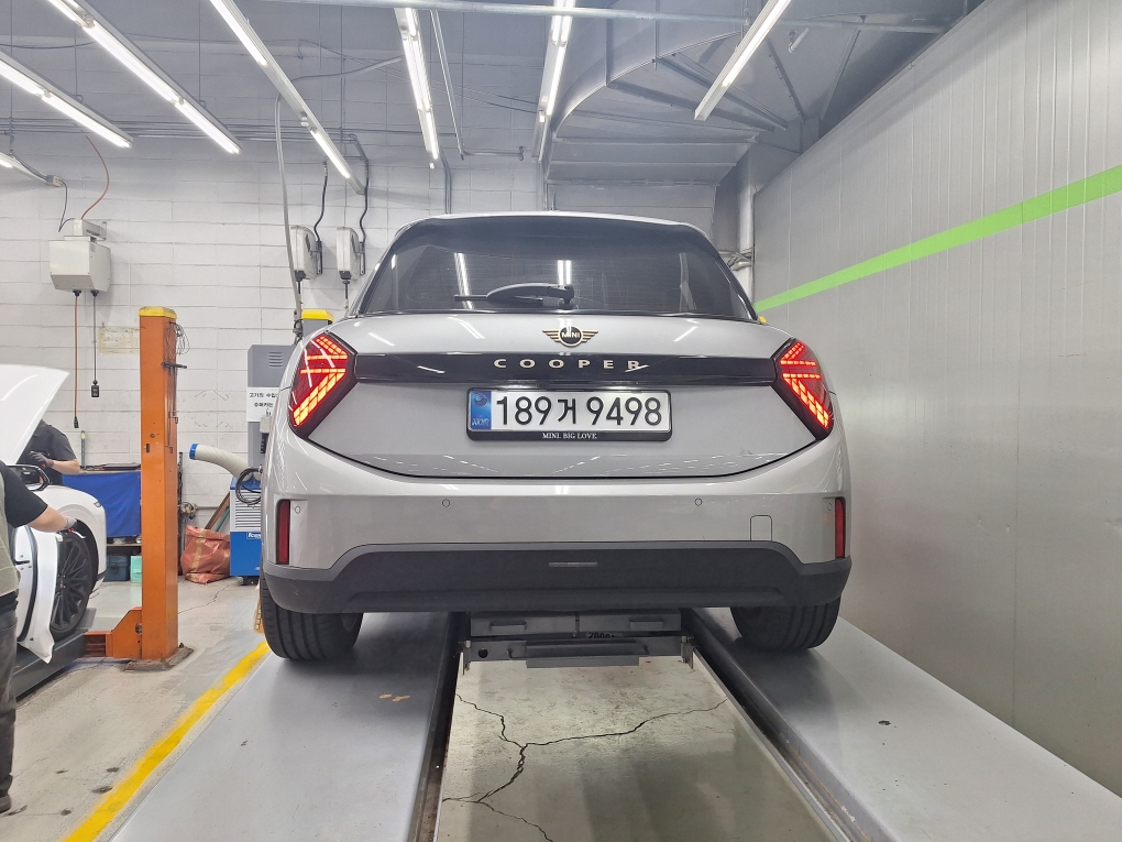 Mini Cooper 2025 — inspection photo 2