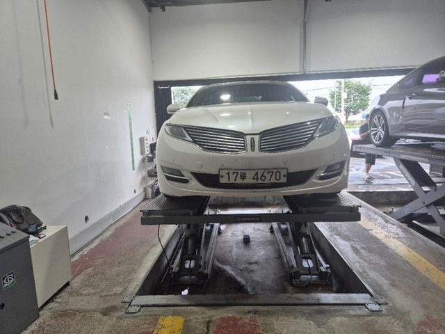 Lincoln MKZ 2016 — inspection photo 1