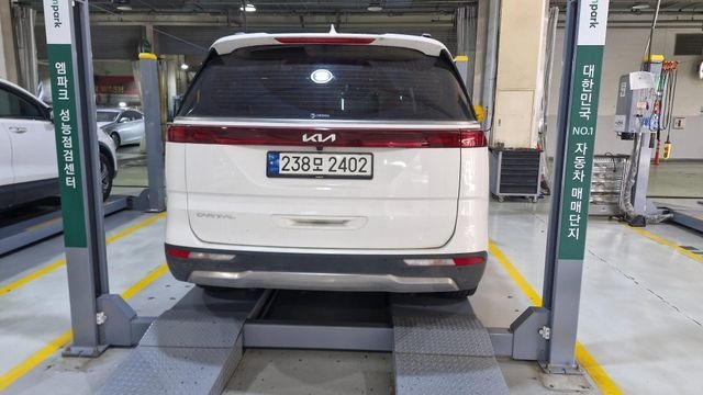 Kia Canival 2023 — inspection photo 2