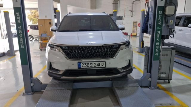 Kia Canival 2023 — inspection photo 1