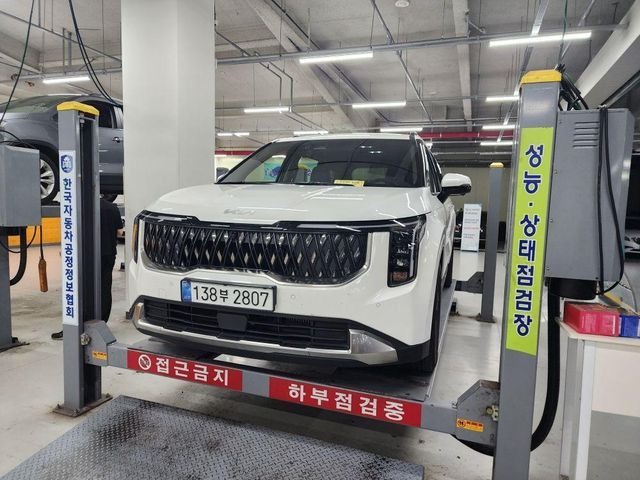 Kia Canival 2025 — inspection photo 1
