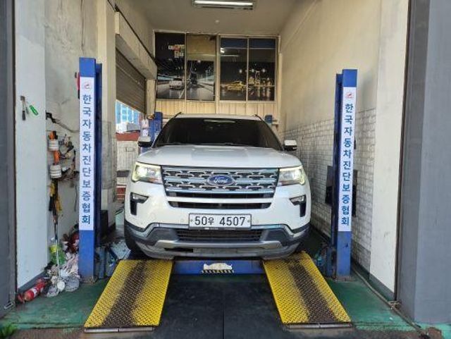 Ford Explorer 2018 — inspection photo 1