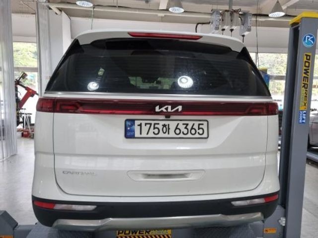 Kia Canival 2023 — inspection photo 2