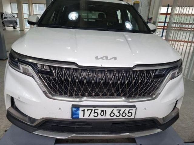 Kia Canival 2023 — inspection photo 1