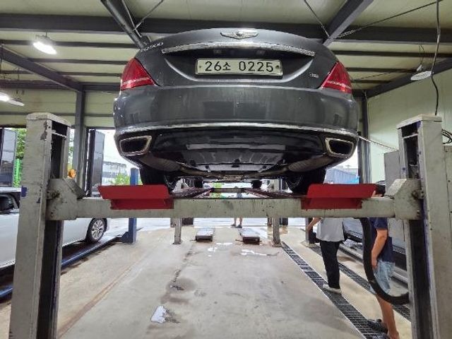 Genesis EQ900 2016 — inspection photo 2