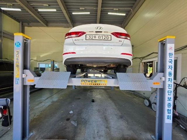 Hyundai AVANTE 2017 — inspection photo 2