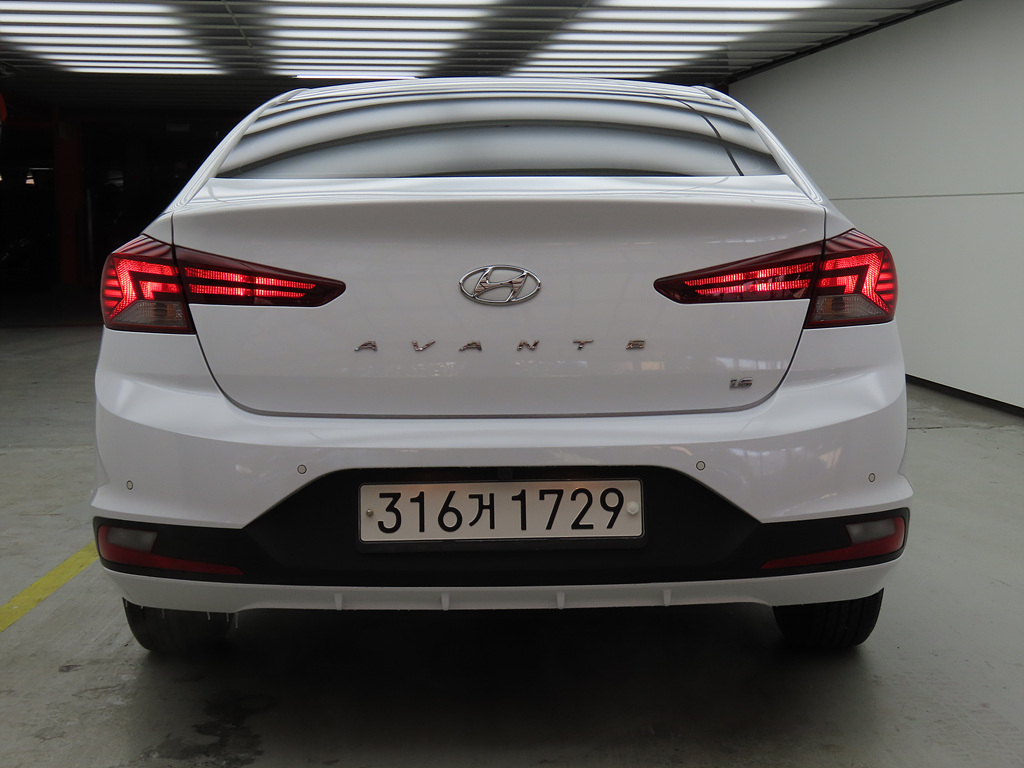 Hyundai AVANTE 2019 — inspection photo 2