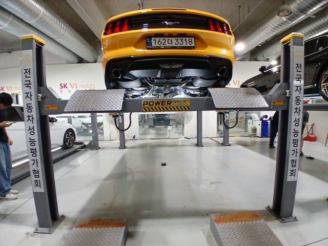 Ford Mustang 2022 — inspection photo 2