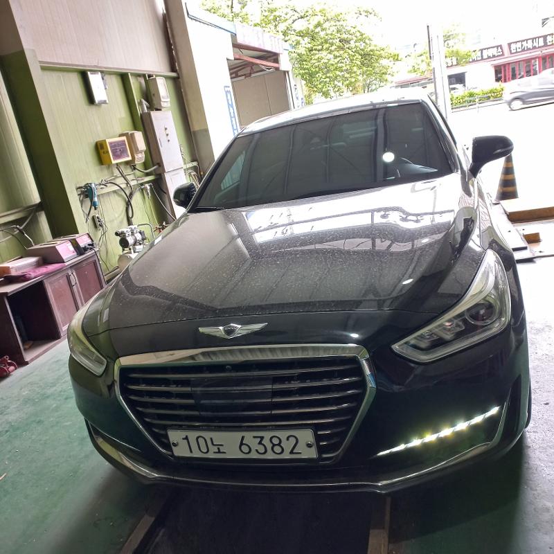 Genesis EQ900 2016 — inspection photo 1