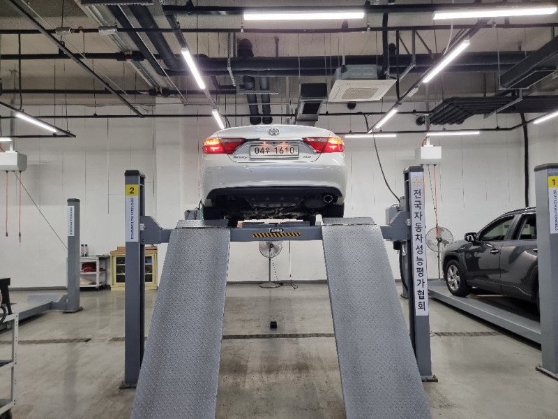 Toyota Camry 2017 — inspection photo 2