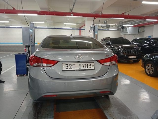 Hyundai AVANTE 2014 — inspection photo 2