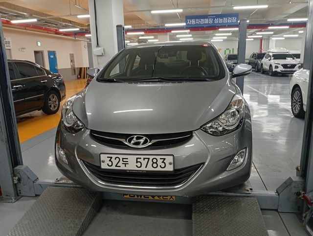 Hyundai AVANTE 2014 — inspection photo 1