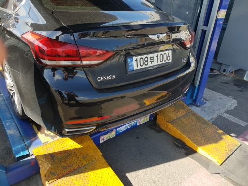 Hyundai Genesis 2016 — inspection photo 2