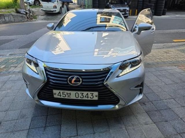 Lexus ES 2016 — inspection photo 1
