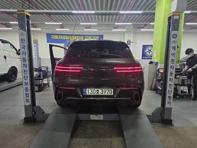 Genesis GV70 2023 — inspection photo 2