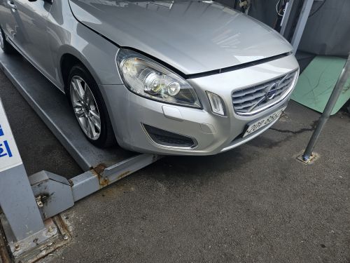 Volvo V60 2012 — inspection photo 1