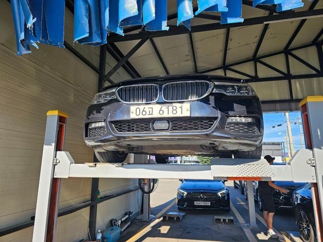 BMW 5-Series 2018 — inspection photo 1