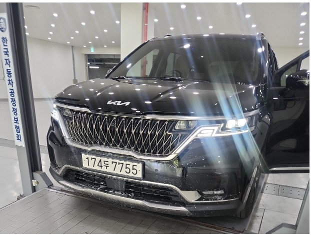 Kia Canival 2023 — inspection photo 1