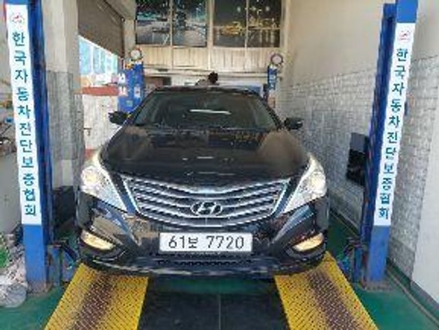 Hyundai Grandeur 2012 — inspection photo 1