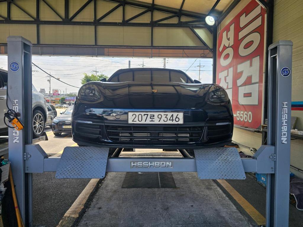 Porsche Panamera 2018 — inspection photo 1