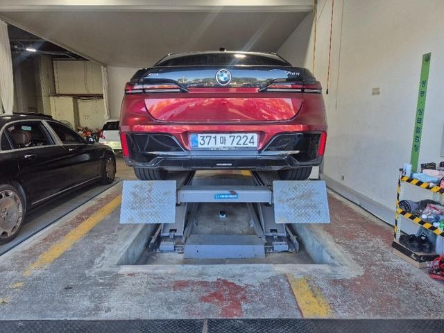 BMW 7-Series 2026 — inspection photo 2