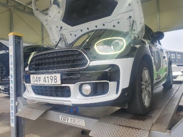 Mini Countryman 2018 — inspection photo 1