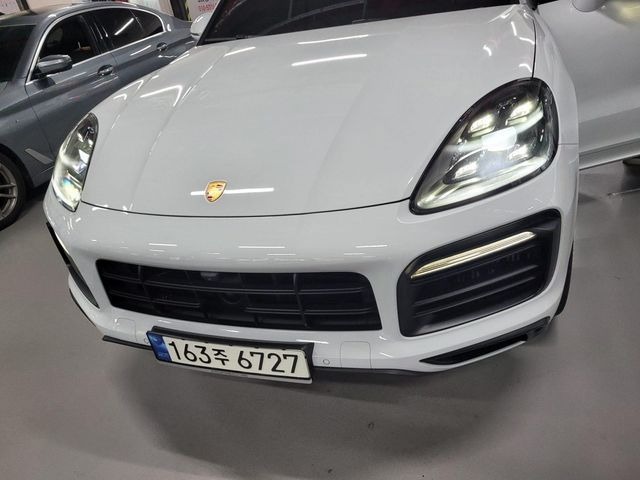 Porsche Cayenne 2022 — inspection photo 1