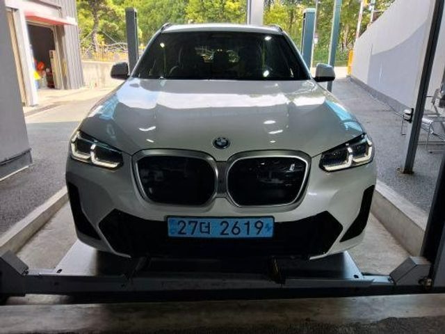 BMW iX3 2024 — inspection photo 1