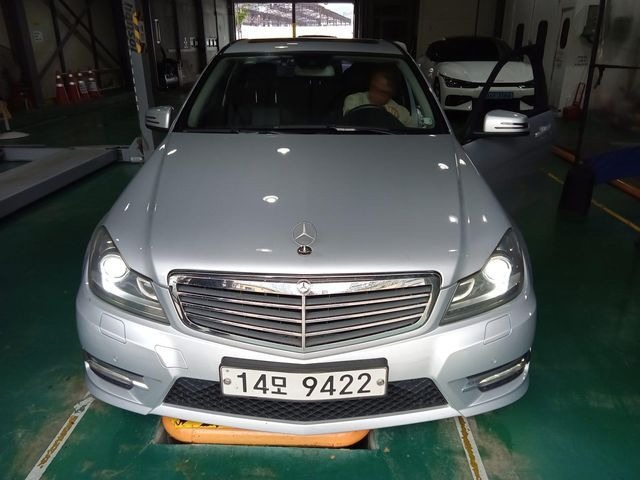Mercedes-Benz C-Class 2012 — inspection photo 1