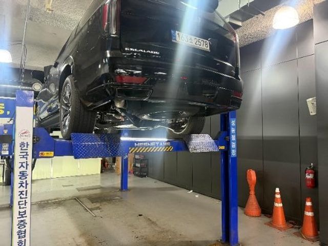 Cadillac Escalade 2023 — inspection photo 2