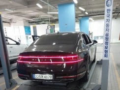 Genesis G90 2022 — inspection photo 2